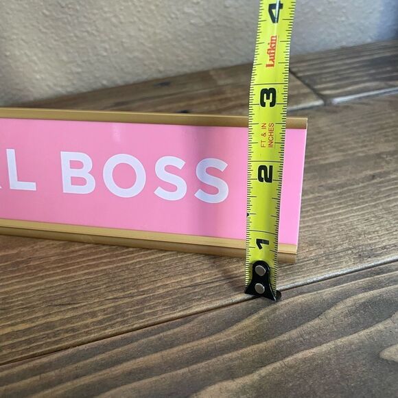 Girl Boss Desk Sign - Picture 8 of 10